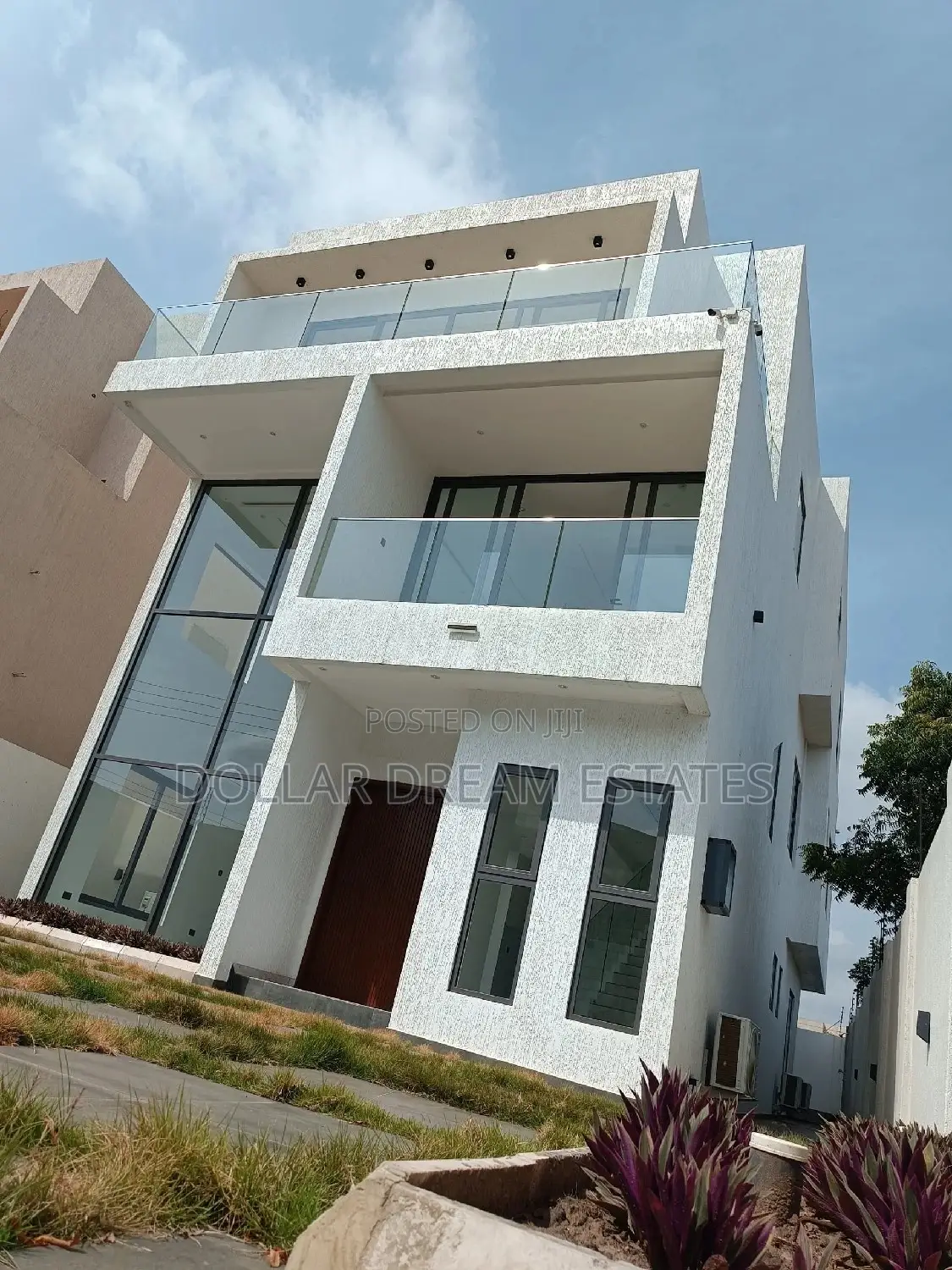 4bdrm House in East Legon for sale
