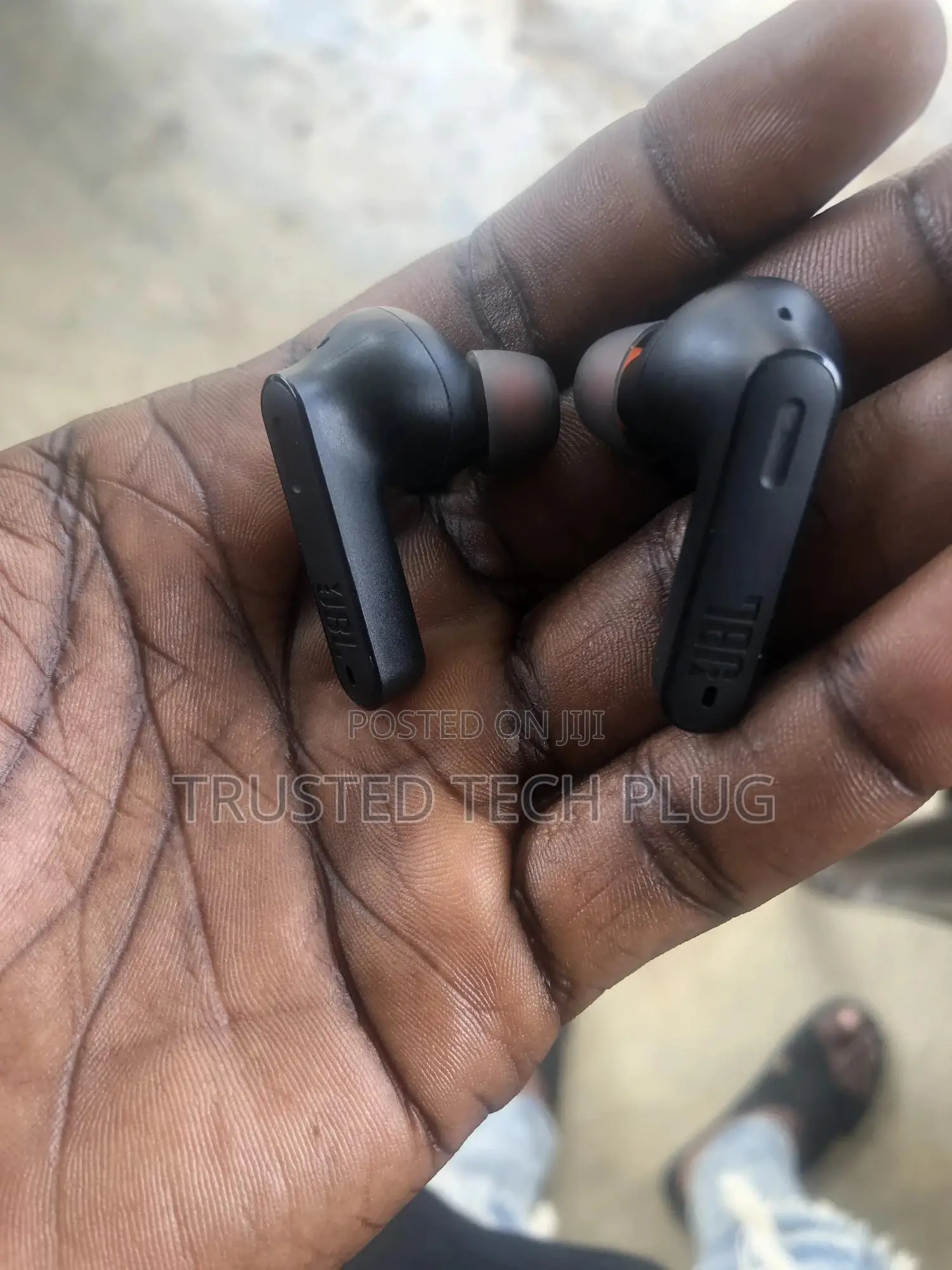 Preowned Neat JBL Tune 230nc Earbuds From USA in Stock