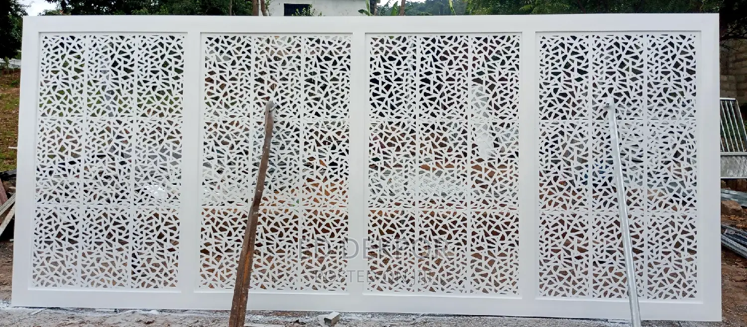 CNS Metal Gate
