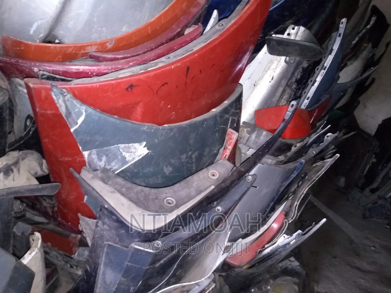 I Sell All Kinds of Car Bumper's and Lights