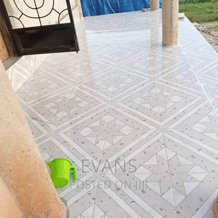 Professional Tiles Layer