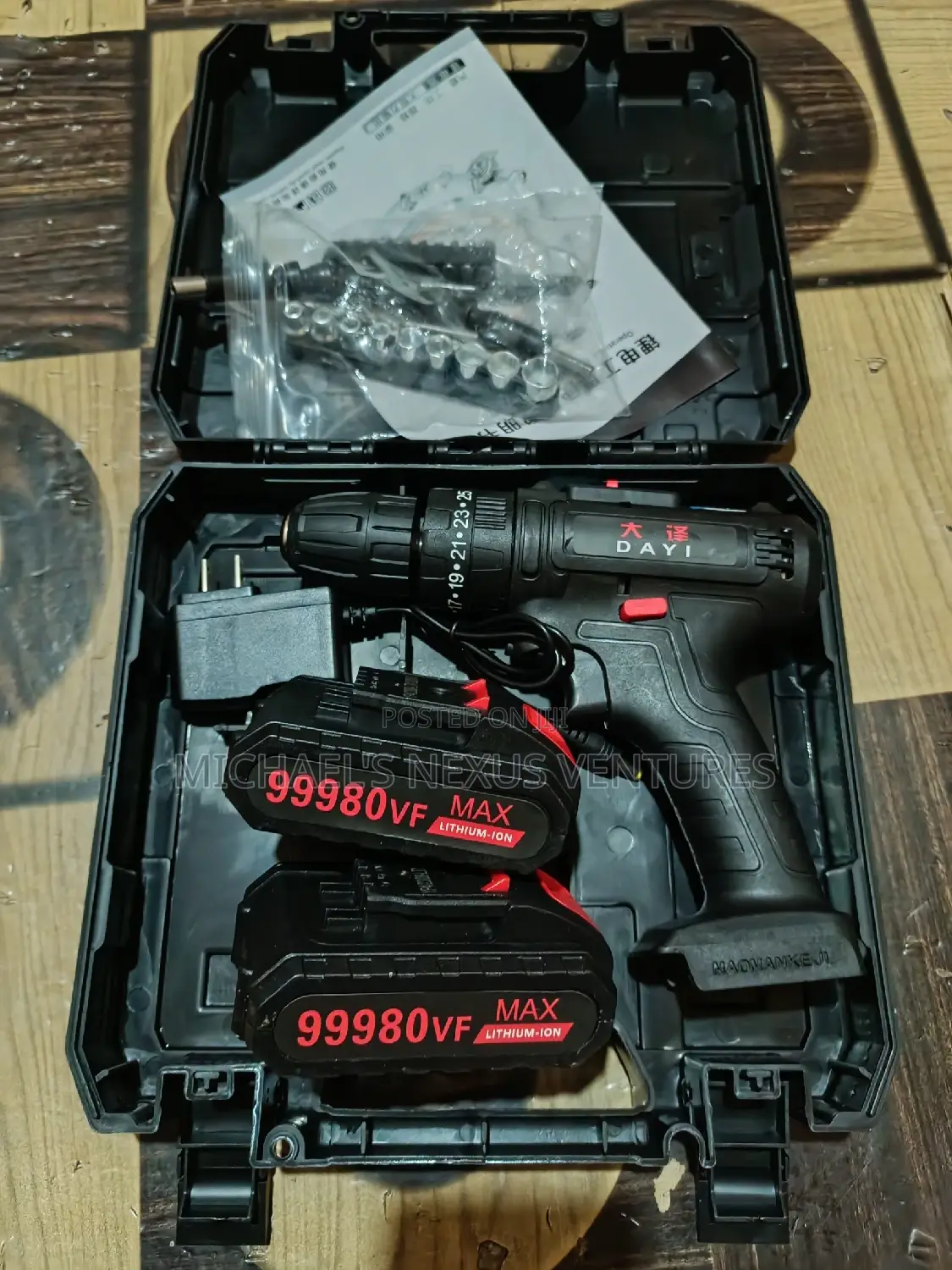 Impact Electric Drill (2 Batteries 99980vf)Drilling Machine