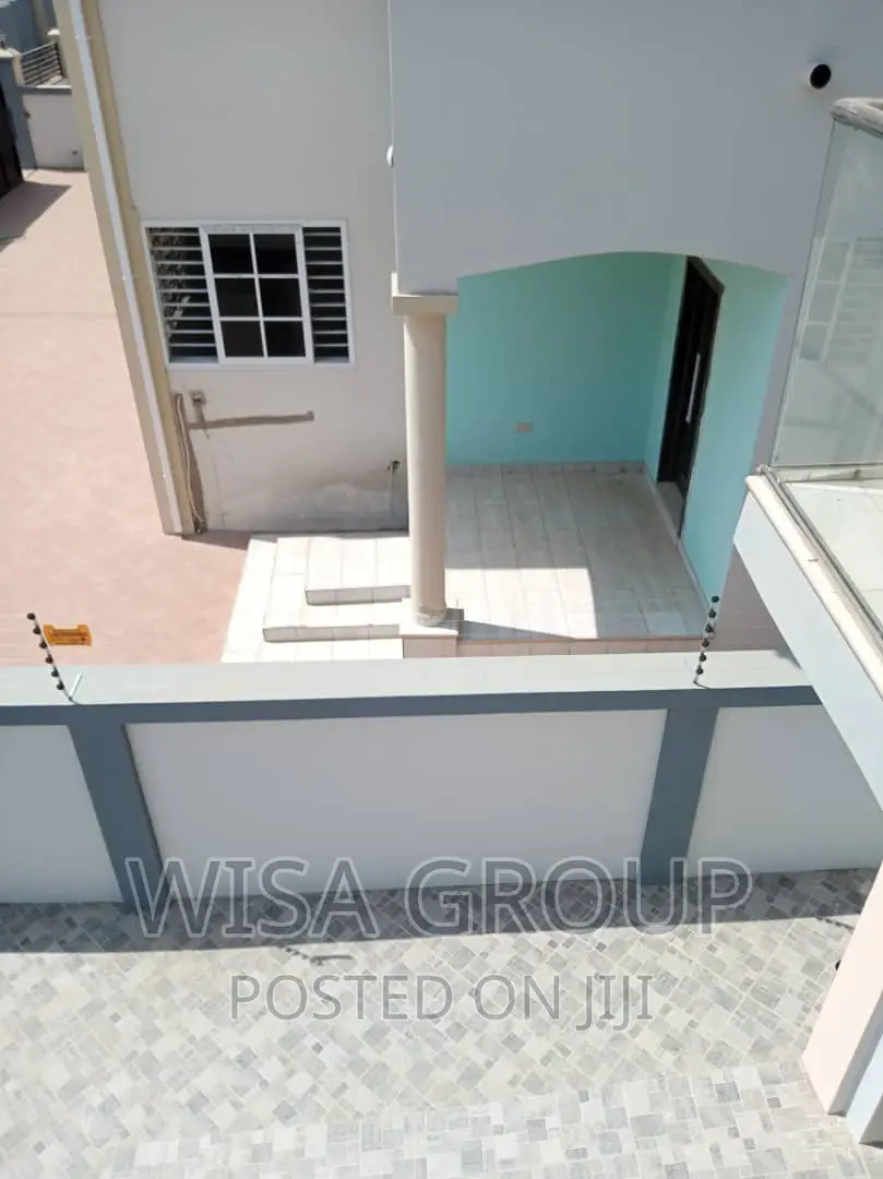 4bdrm Duplex in Wisa Groups, Accra Metropolitan for sale