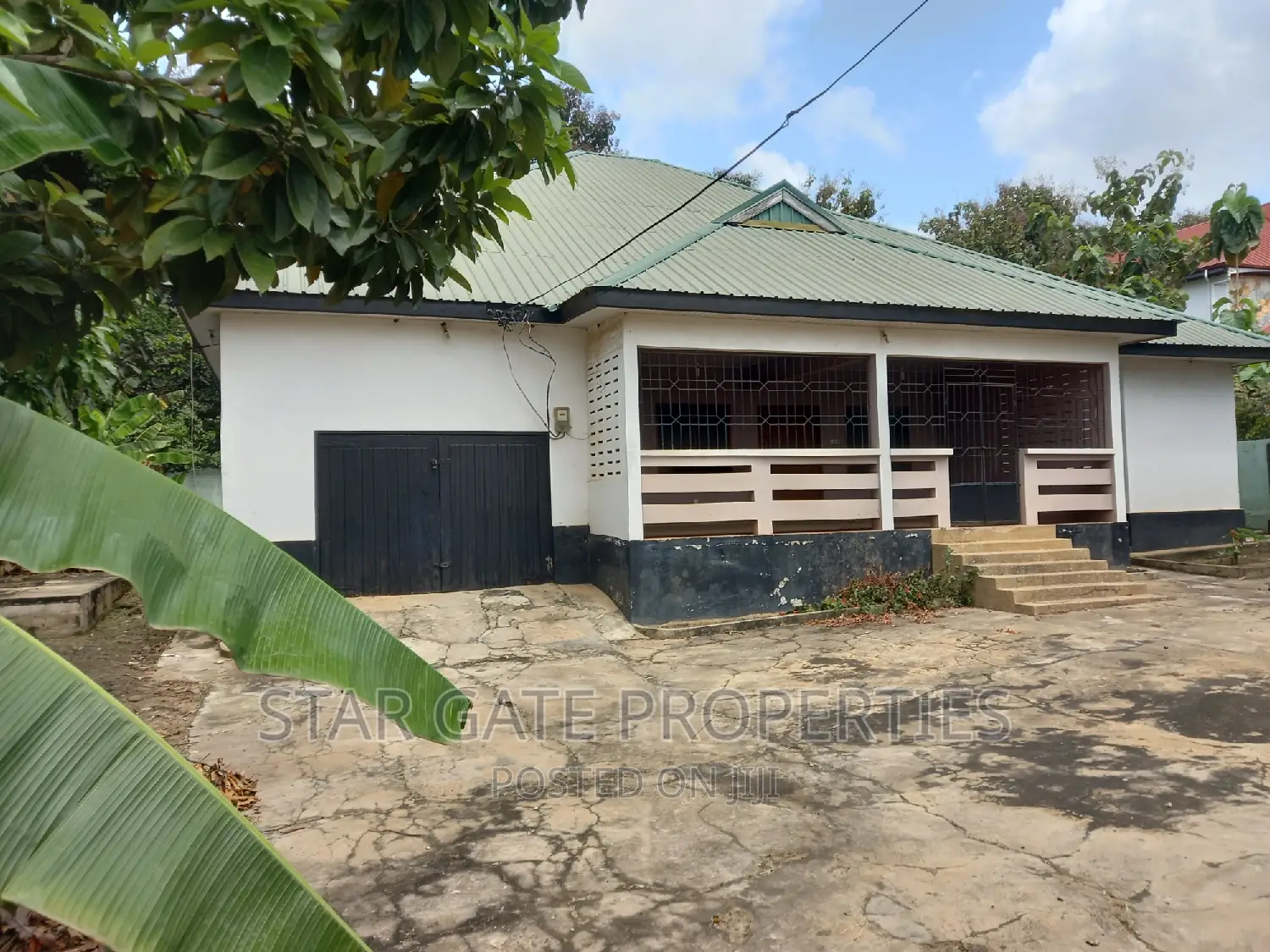 5bdrm House in Anwomaso, Tech Road., Kumasi Metropolitan for sale