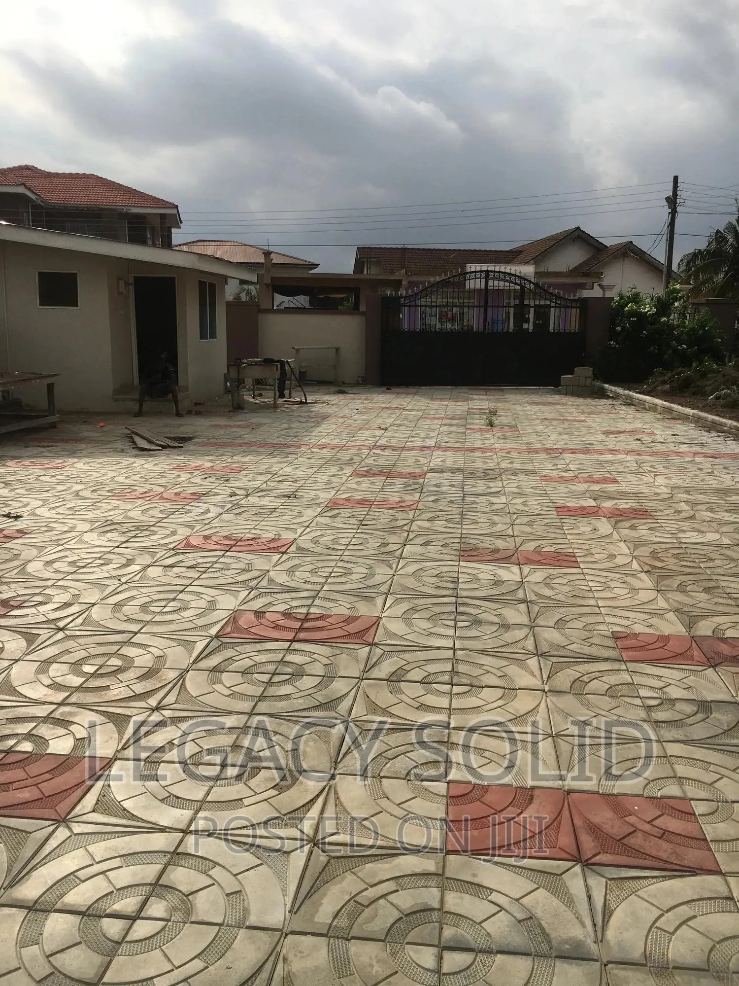 3bdrm Apartment in Legacy Consult, Spintex for rent