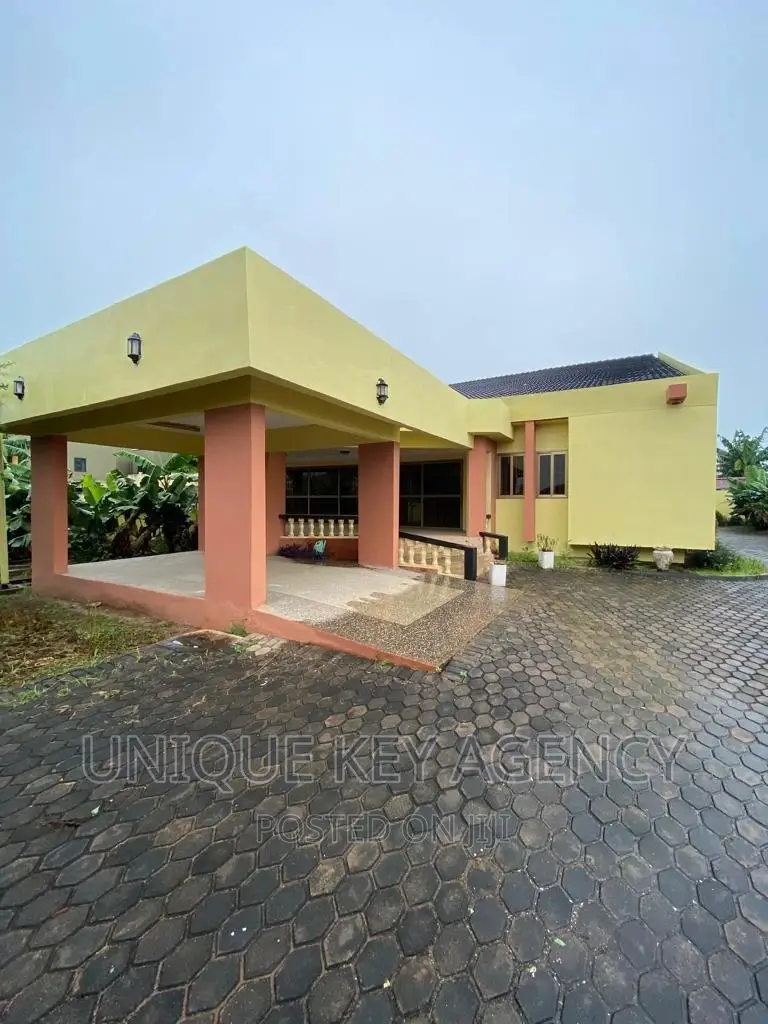 5bdrm House in Unique Key Agency, West Legon for sale