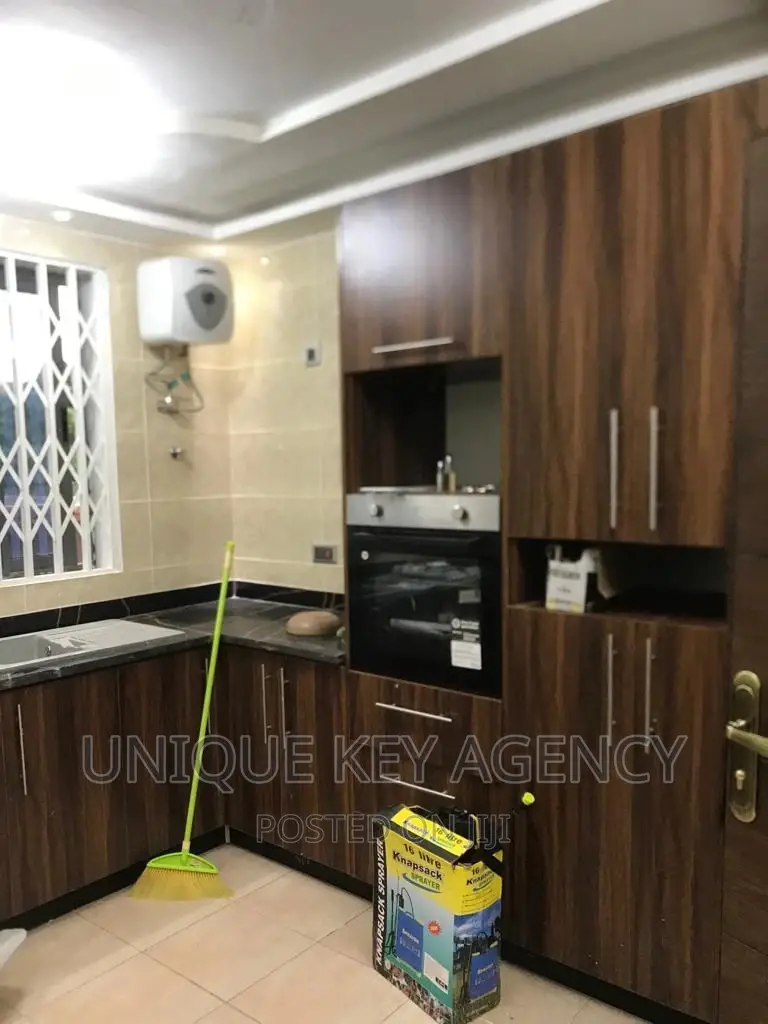 3bdrm House in Unique Key Agency, Tesano for rent