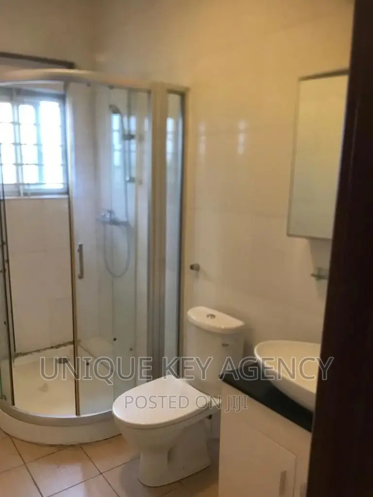 2bdrm Townhouse / Terrace in Unique Key Agency, Tesano for rent