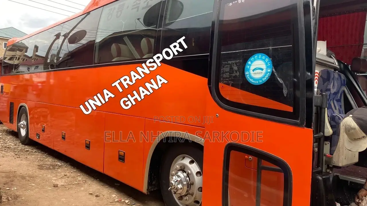 Executive Coaches Bus for HIRING TOGO Trips