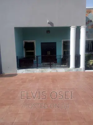 5bdrm House in White Cross Weija for sale