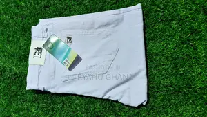 New Top Quality Pure and Simple White Jeans for Sale