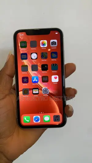 Apple iPhone XR 64 GB White