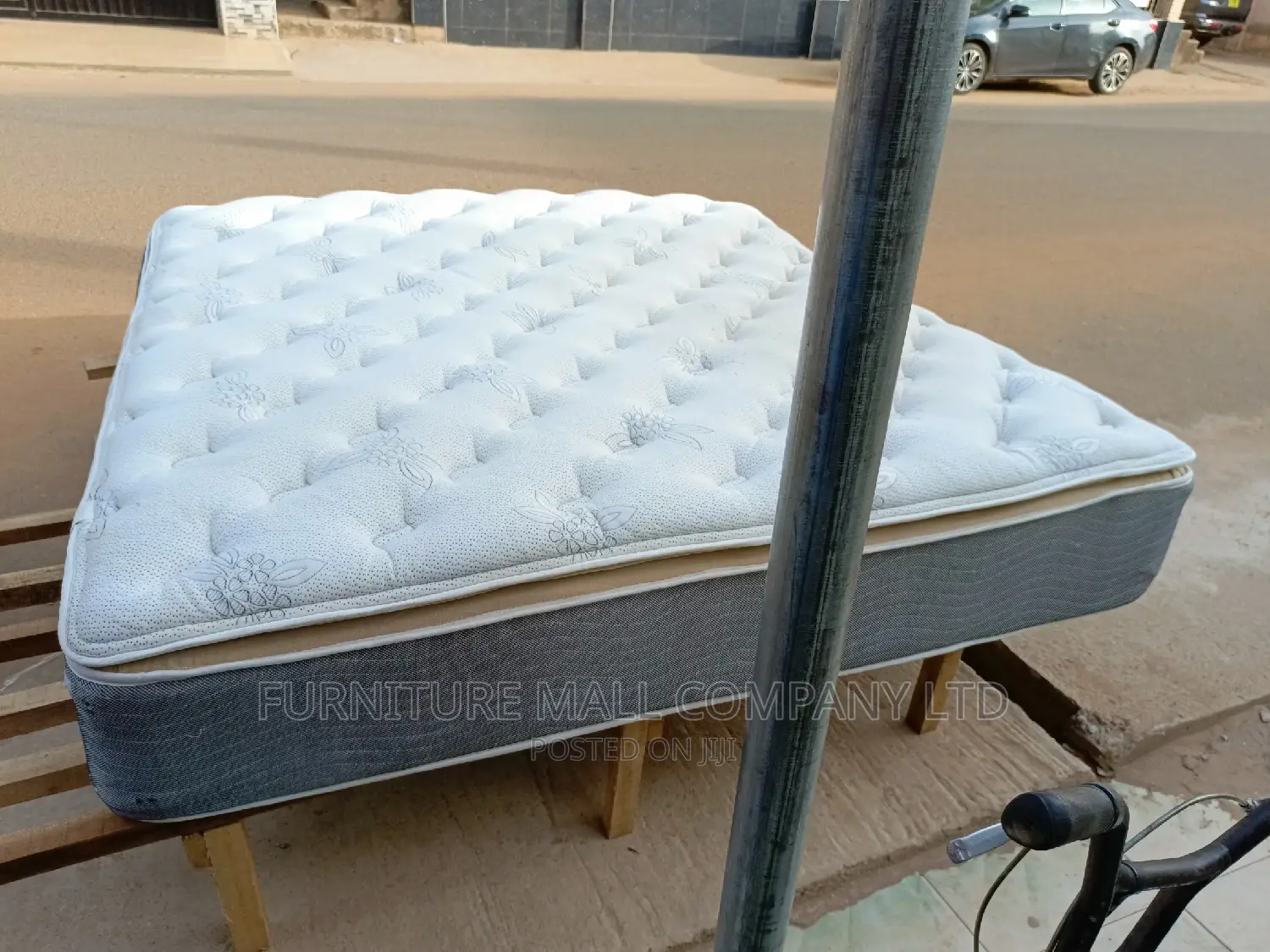 Lovely King Size Mattreas Free Delivery .