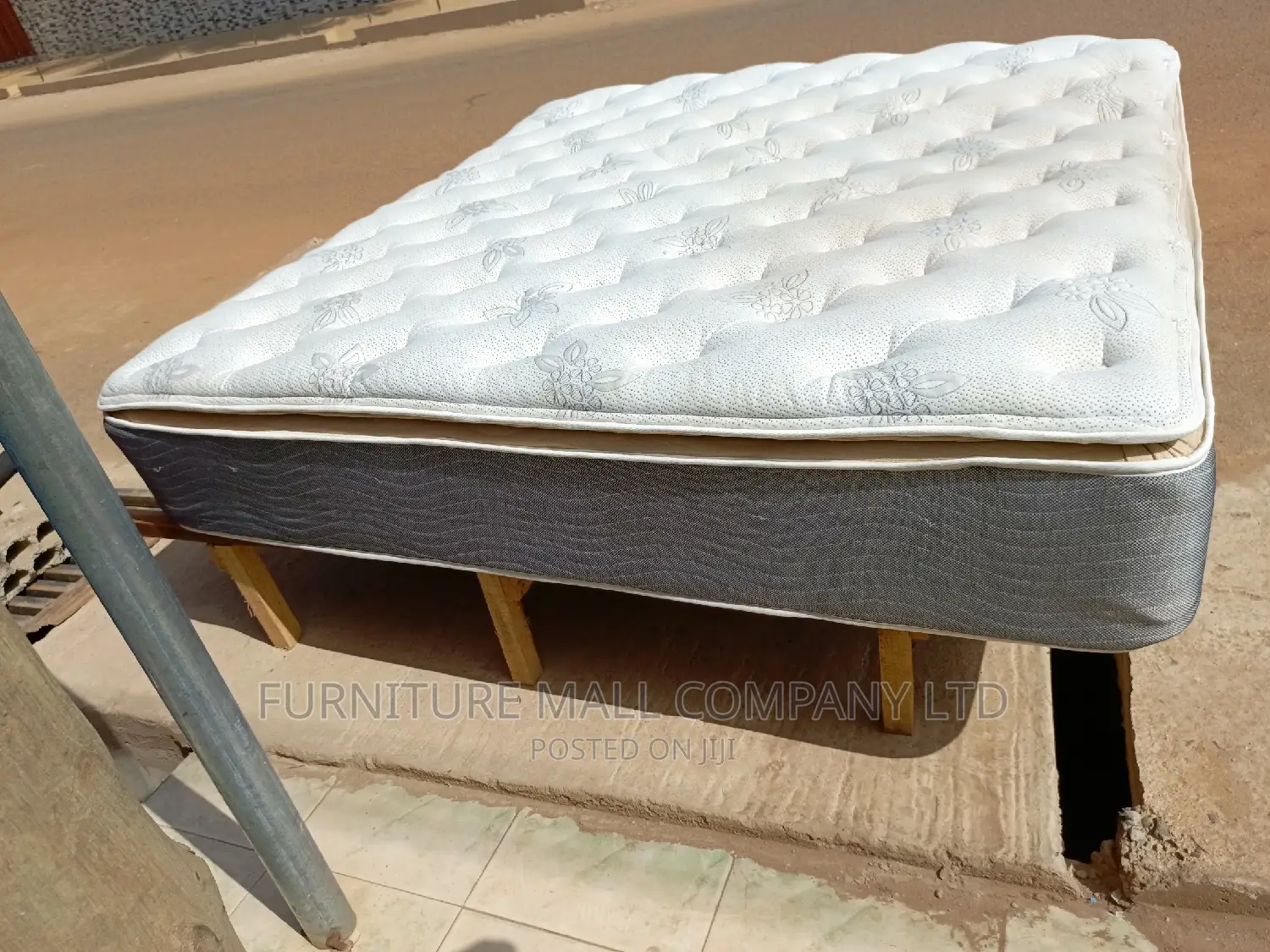 Lovely King Size Mattreas Free Delivery .