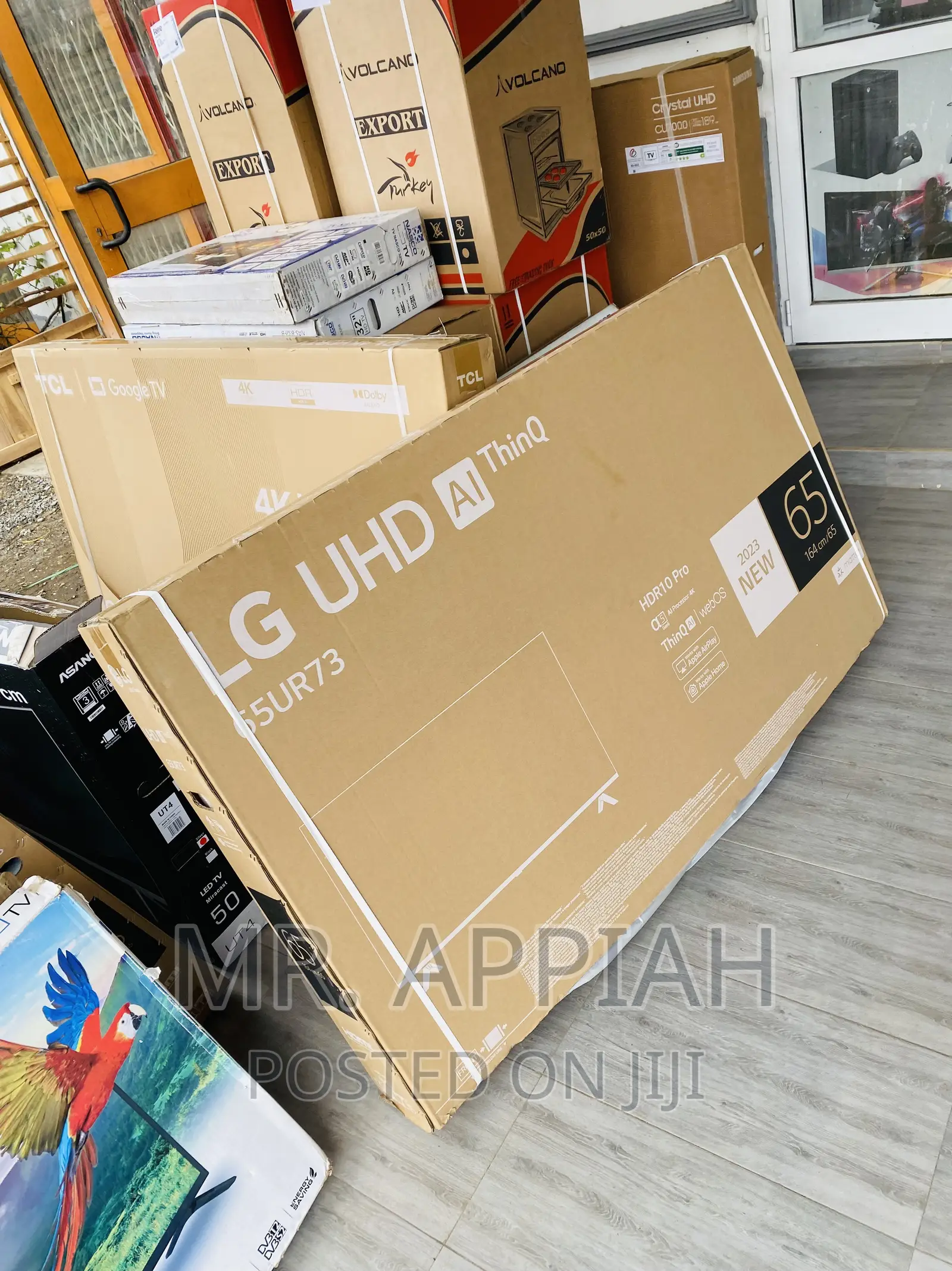 Brand  New LG 65UR7300 65 Inch UHD Smart Tv(Black).
