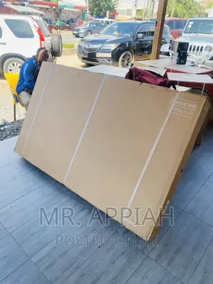 Highly Energy Saving Samsung75” Crystal Uhd Tv(75cu7000)
