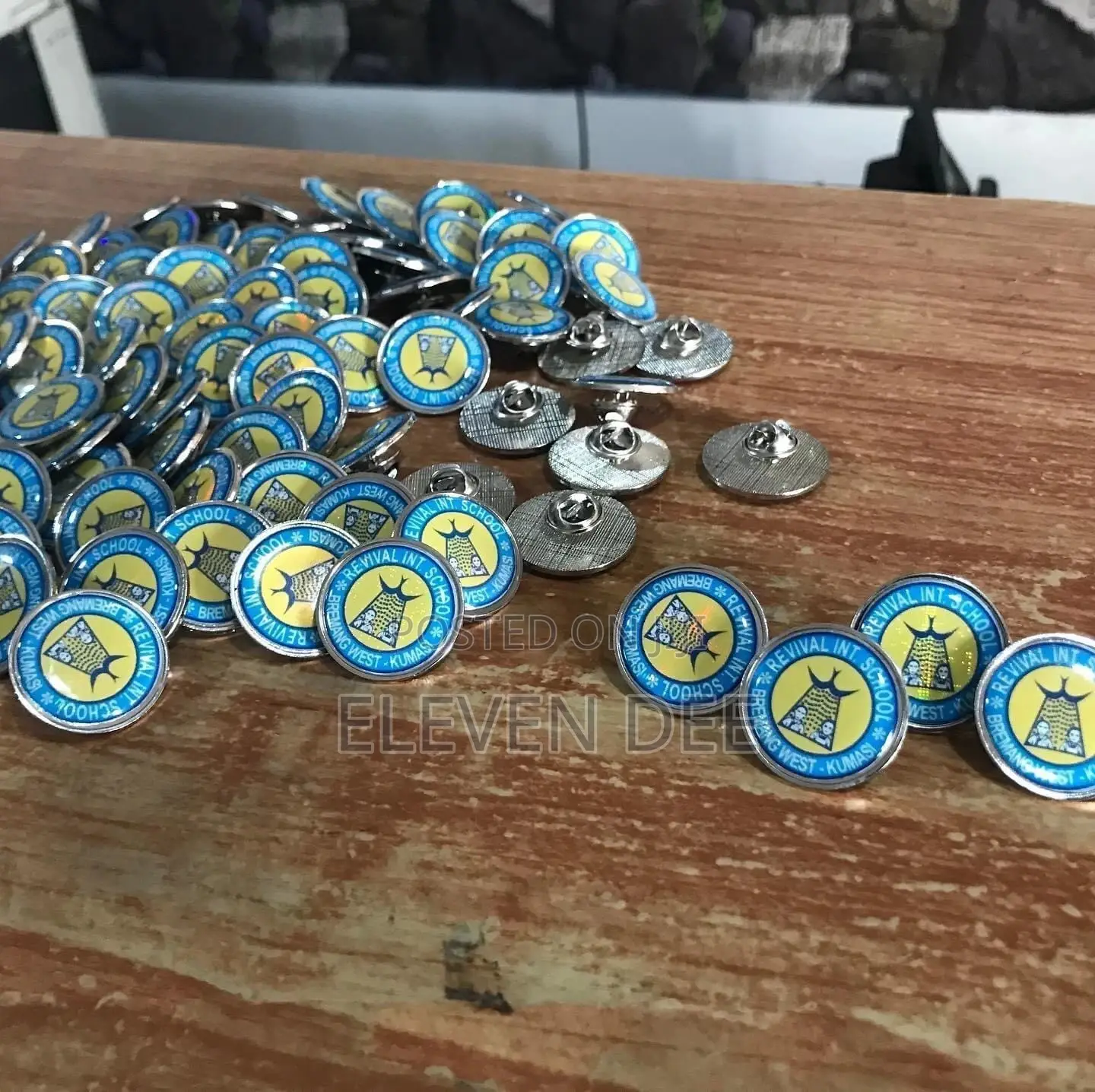 Label Pins