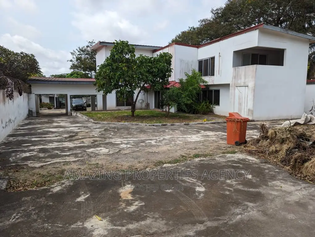 10bdrm House in West Ridge for sale