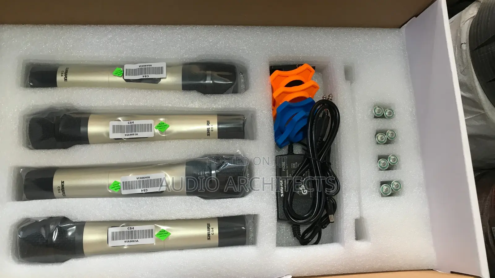 4 in 1 Cordless Microphone