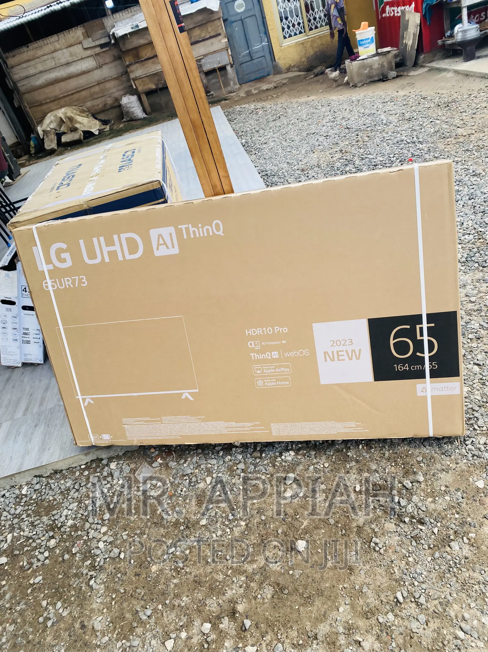 Adorable LG 65UR7300 65 Inch Uhd LED Tv(Black).
