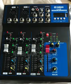 Yamaha 4 Channel Mixer F4