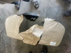 Hyundai Santafe Back Boot Glass