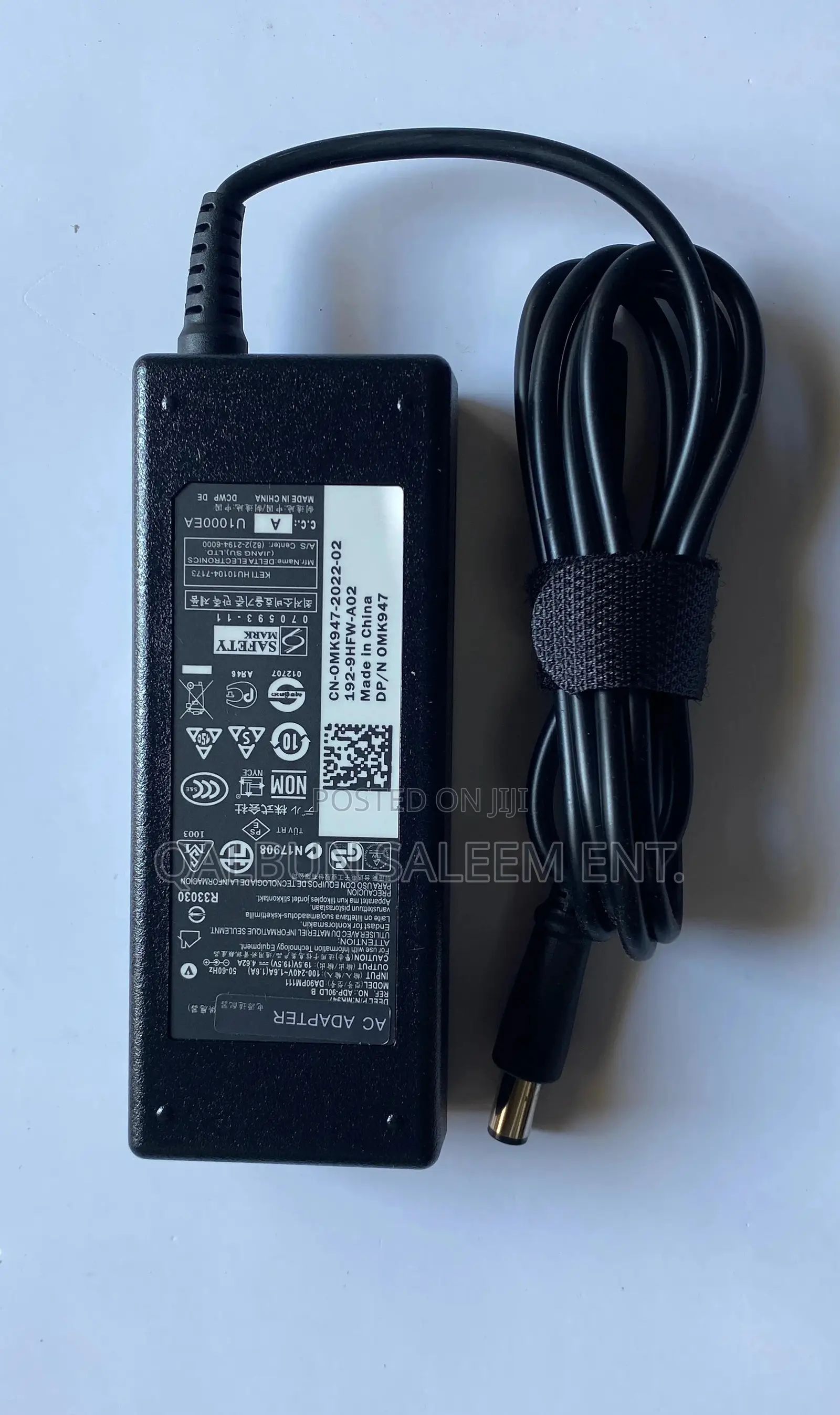 Original and Brand-New Dell Big Pin Adapter 19.5V 4.62A 90W