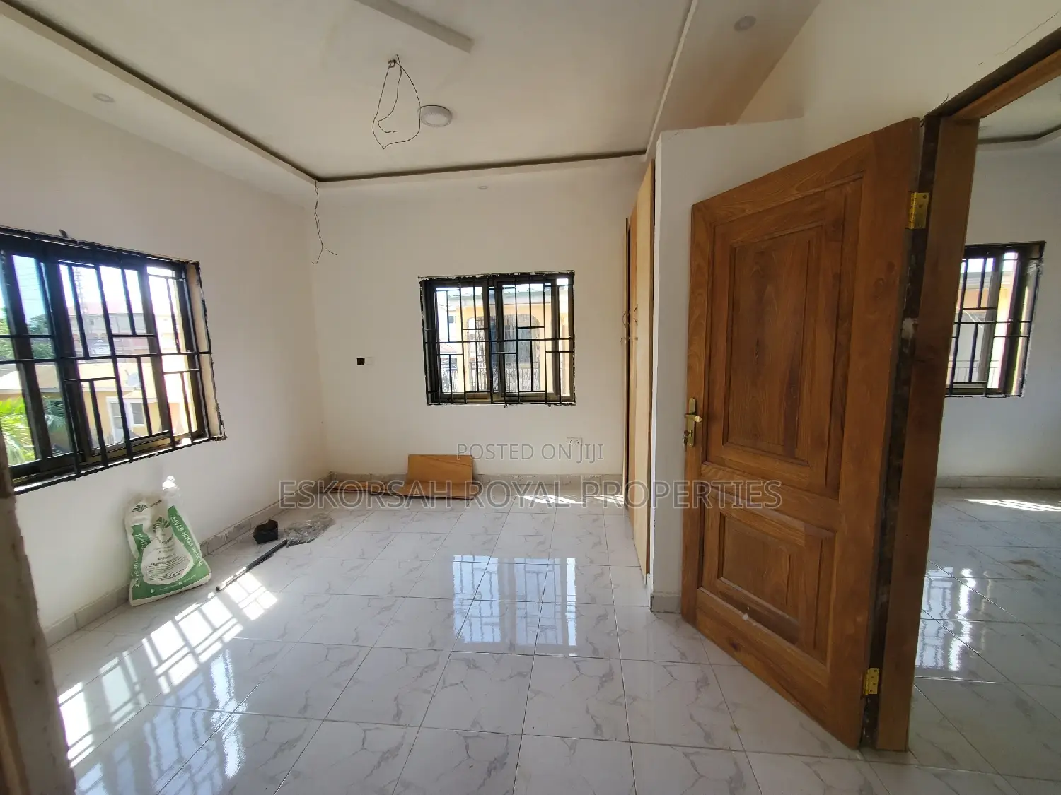 1bdrm Apartment in School Junction for rent