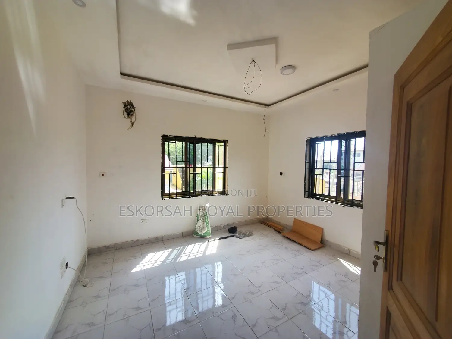 1bdrm Apartment in School Junction for rent
