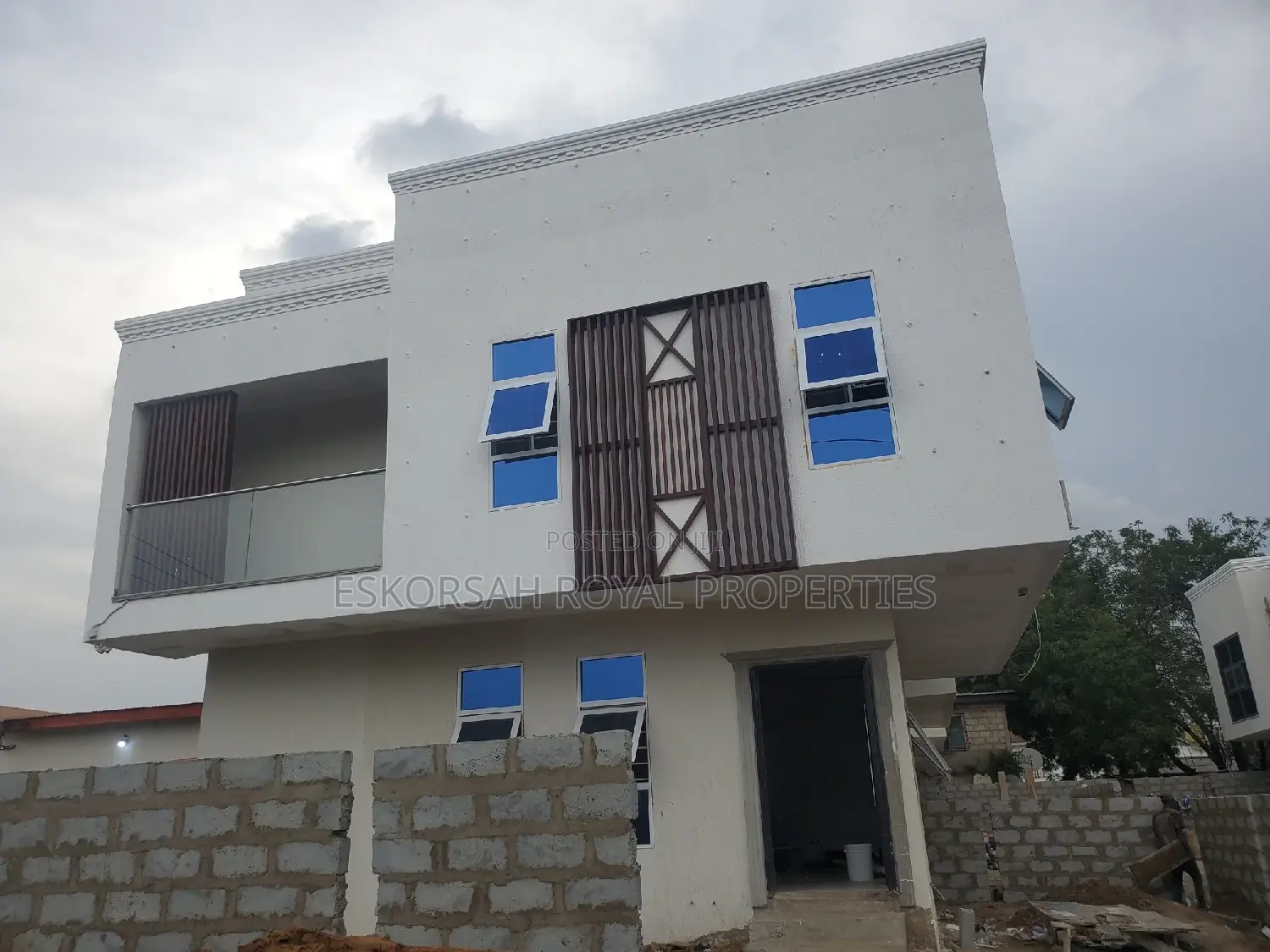 3bdrm House in Ashaley Botwe for sale