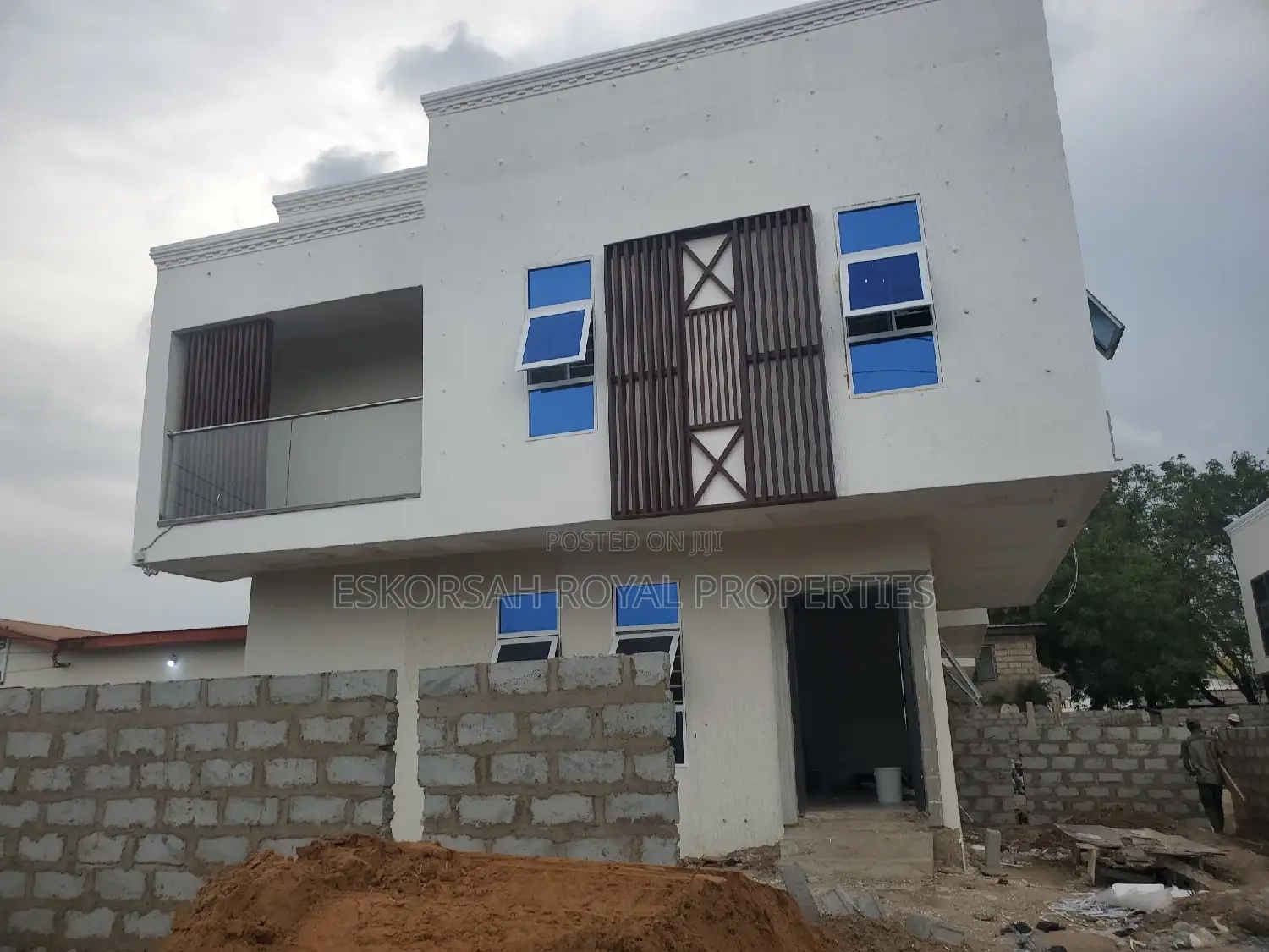 3bdrm House in Ashaley Botwe for sale