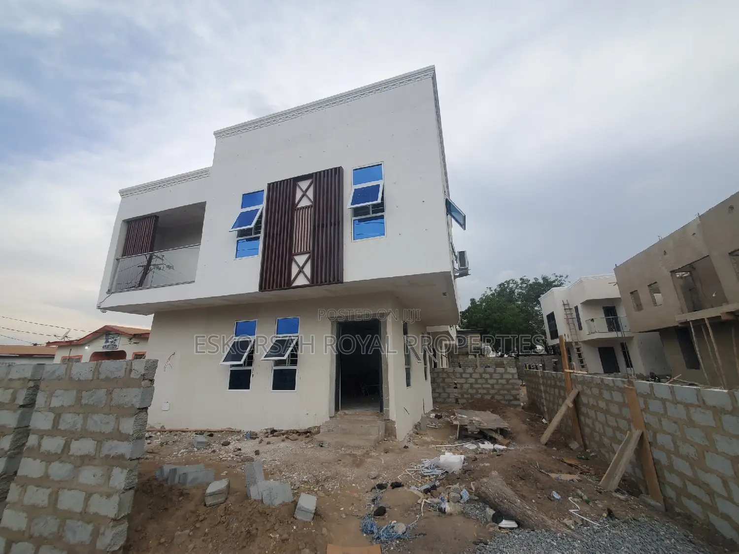 3bdrm House in Ashaley Botwe for sale