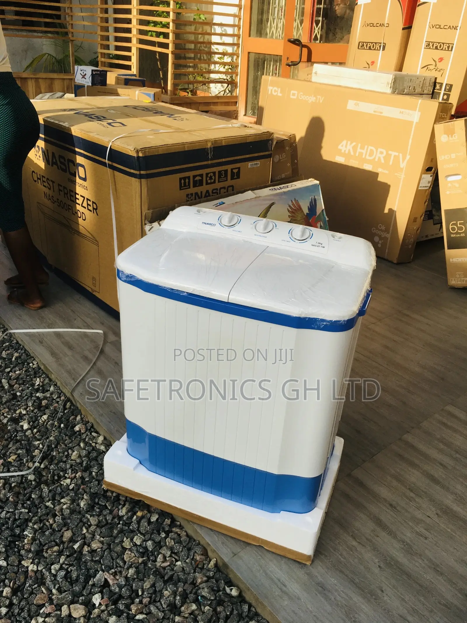 Neat White Semiautomatic Topload Washingmachine 7kg 