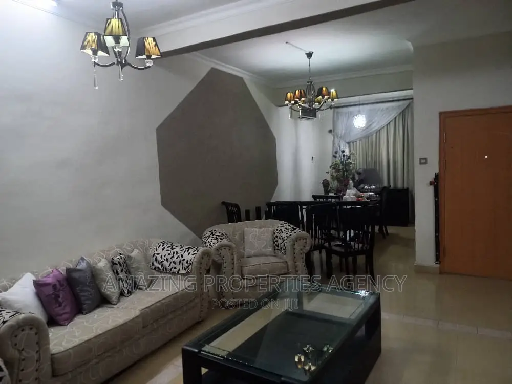5bdrm House in Dzorwulu for sale
