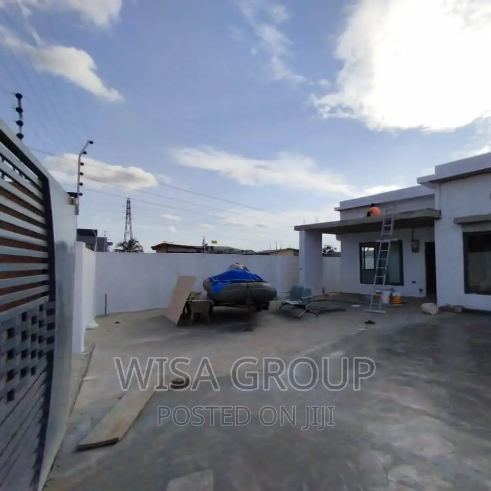3bdrm House in Wisa Groups, Adenta for sale