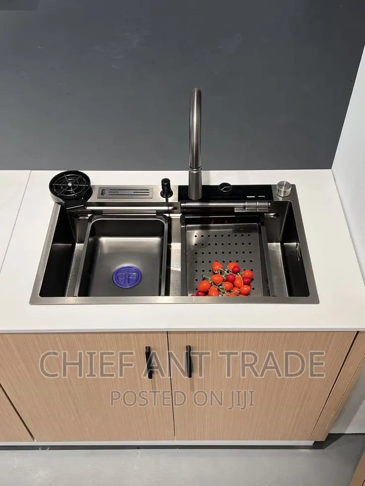 Luxury Waterfall Kitchen Sink. 80*45cm