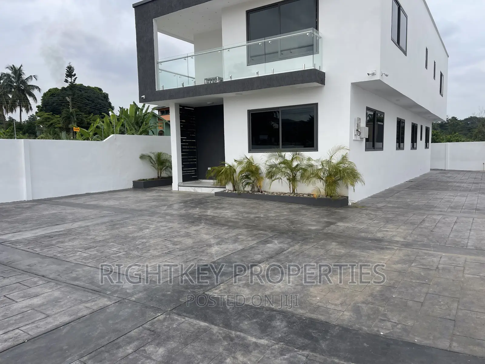 4bdrm Duplex in Knust Ahesan, Kumasi Metropolitan for sale
