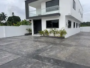 4bdrm Duplex in Knust Ahesan, Kumasi Metropolitan for sale