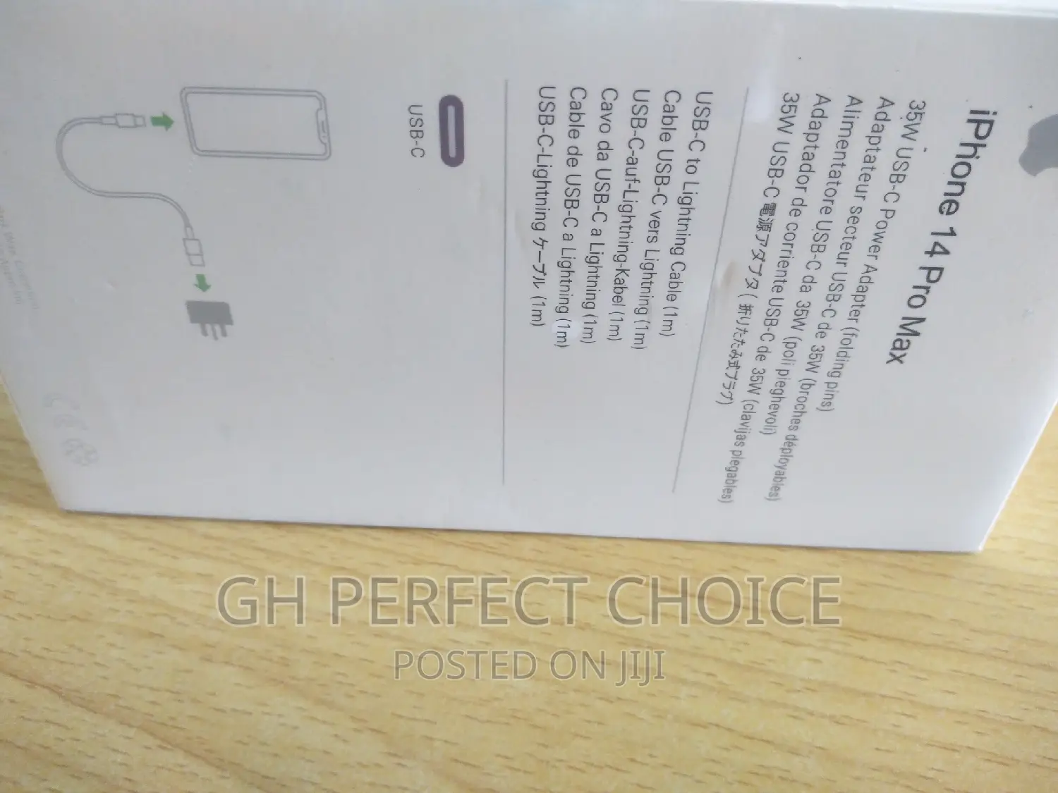 iPhone Type C the STRNG Fast Charger