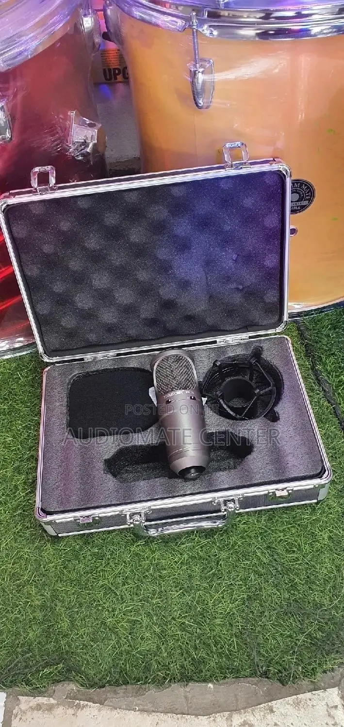 Takstar Sm-7b