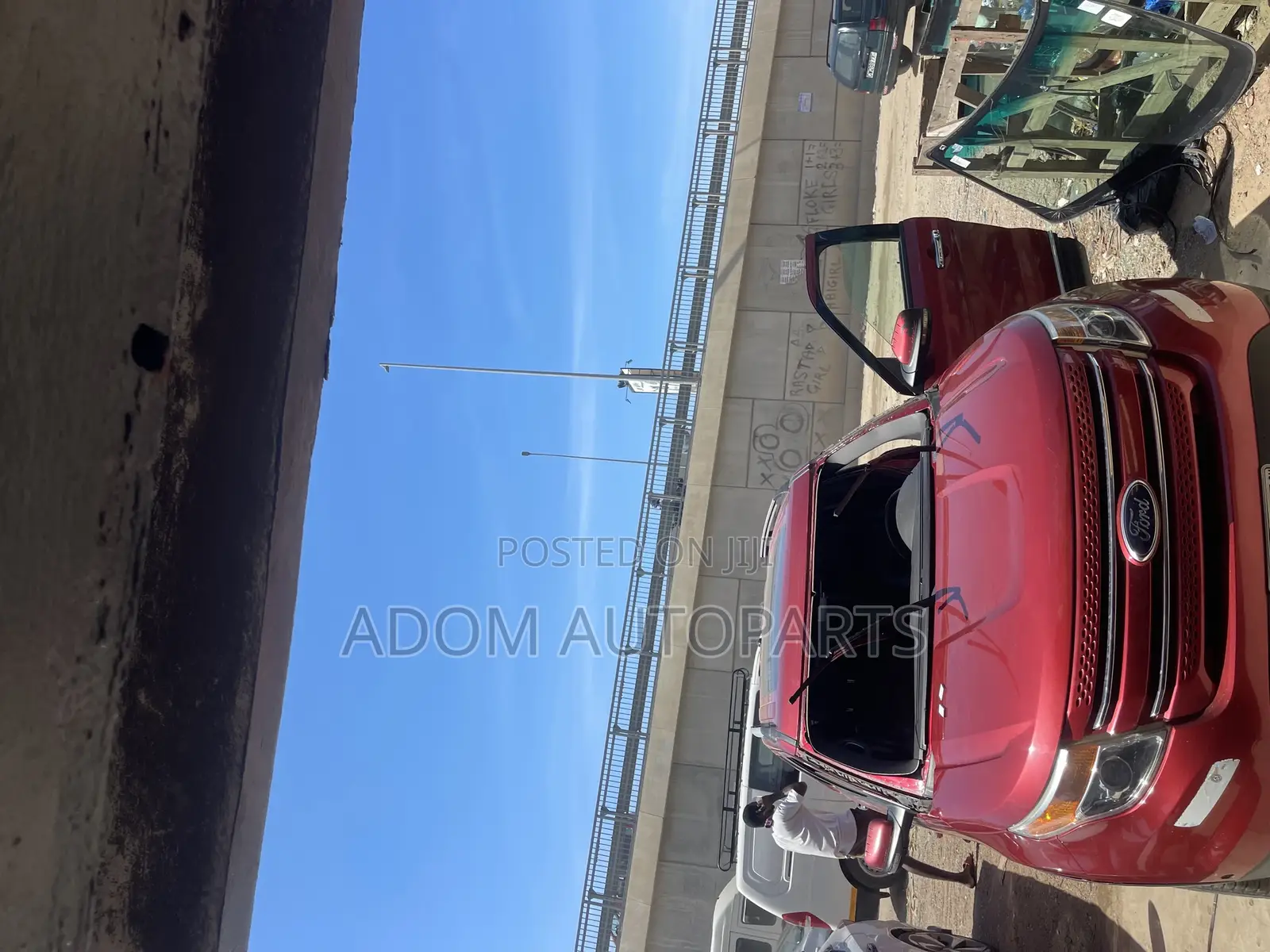 Ford Explorer Windscreen