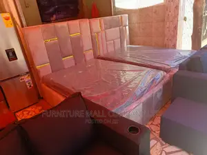 Classic Double Bed With Mattress