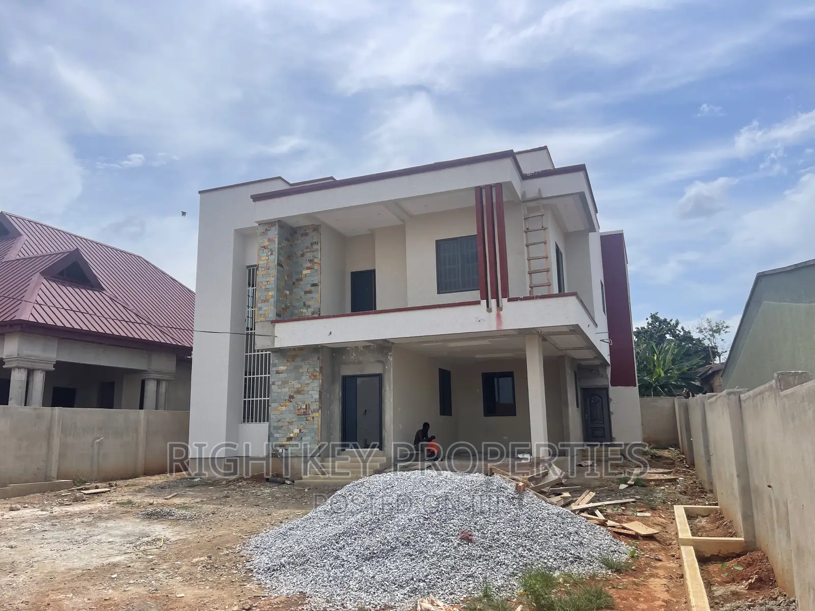 4bdrm Duplex in Ahenema Kokoben, Kumasi Metropolitan for sale