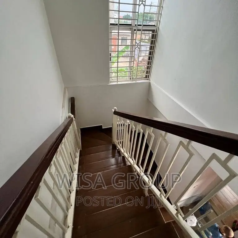 3bdrm Duplex in Wisa Groups, East Legon for rent