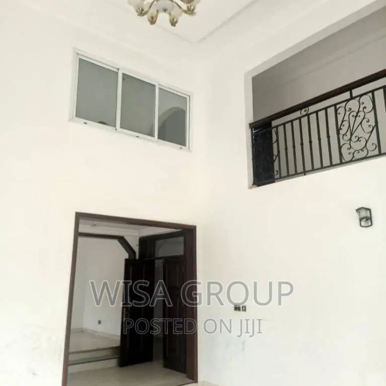 6bdrm Duplex in Wisa Groups, Accra Metropolitan for rent