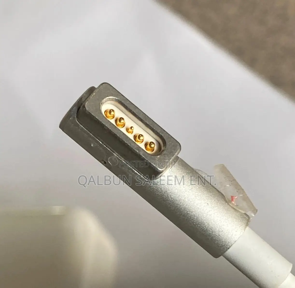 Apple Macbook 18.5V 4.5A 85 Watts L Tip