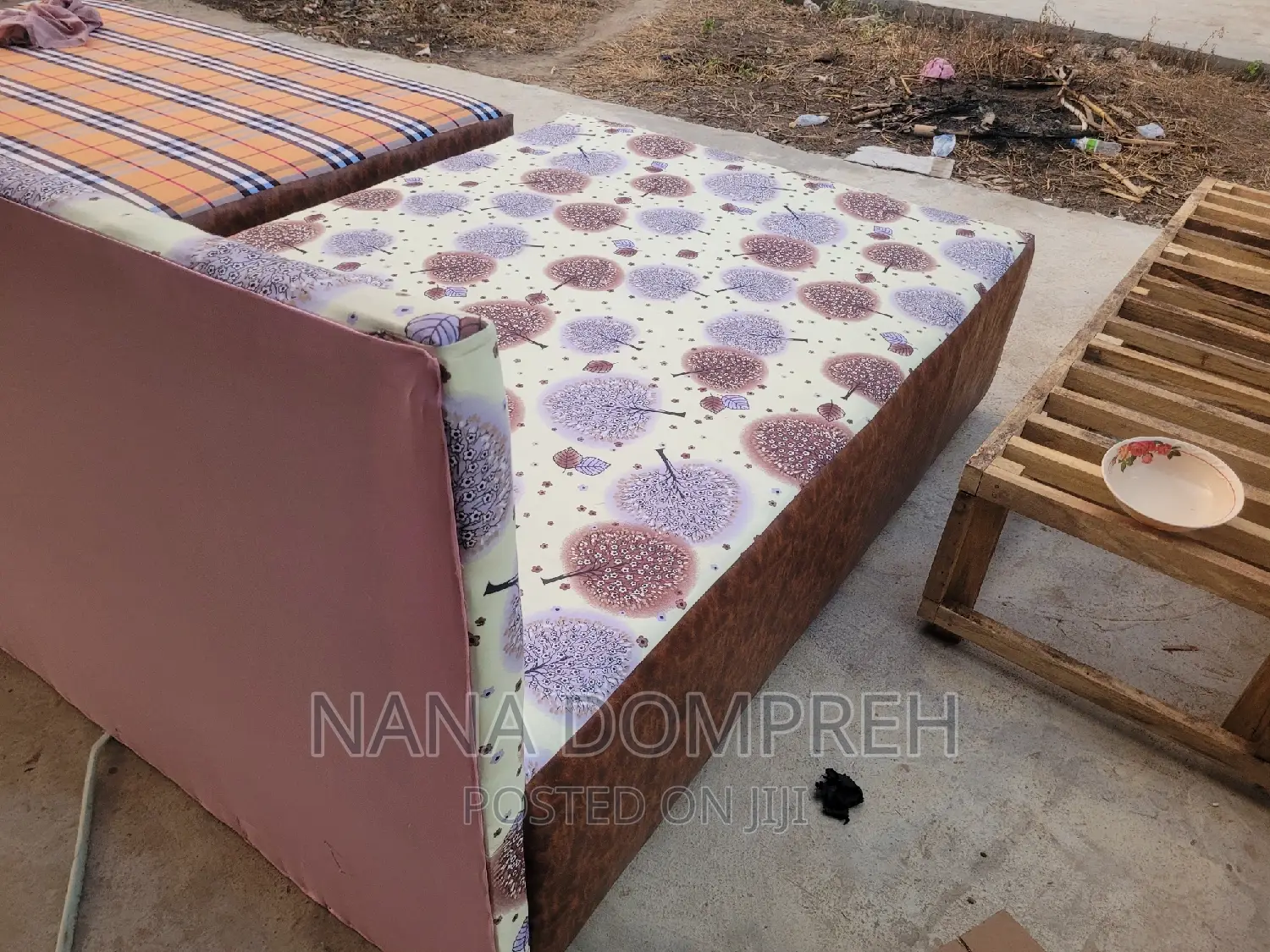 Inbuilt Double Bed