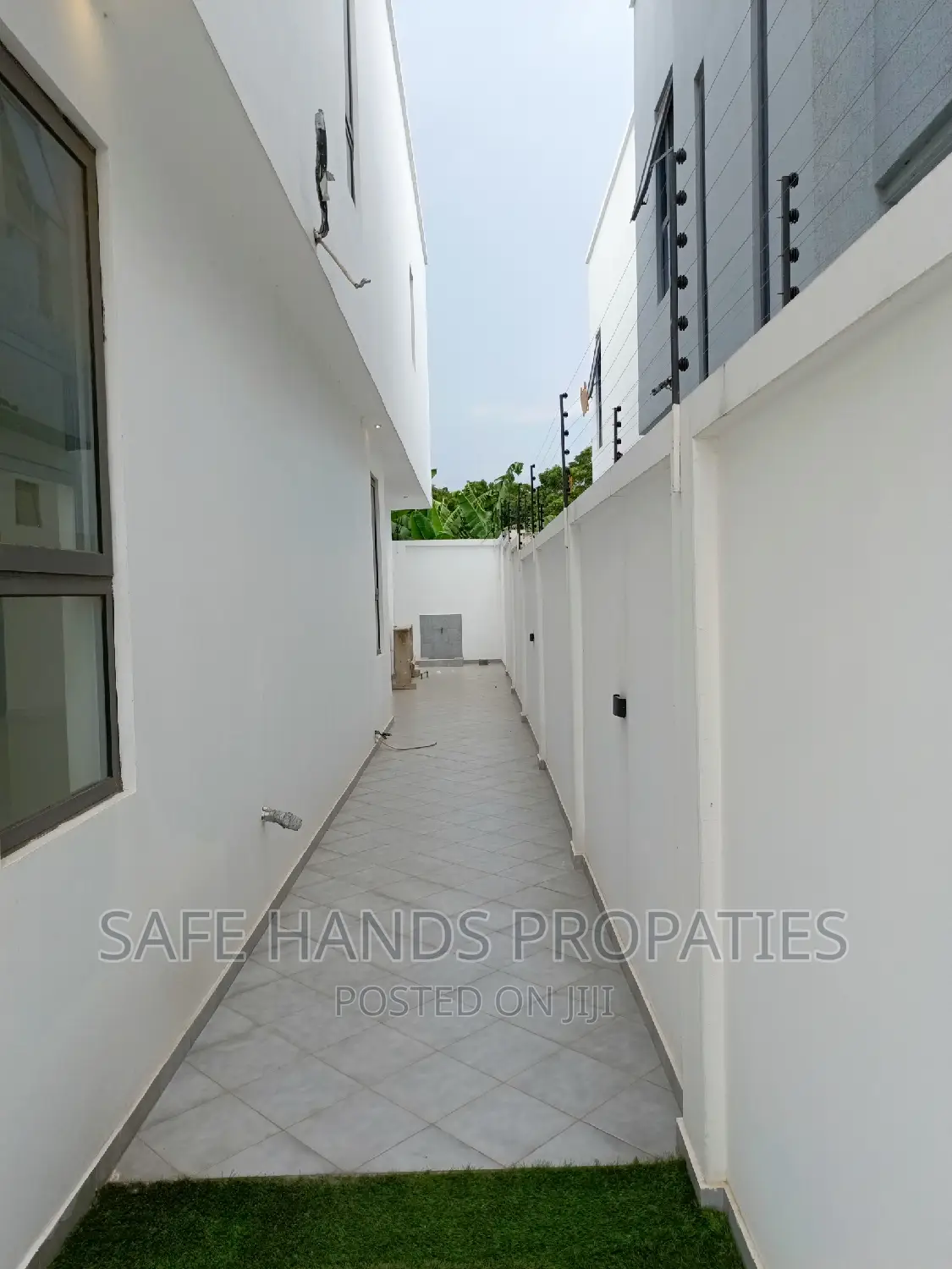 Furnished 6bdrm House in Gd-1866226, Adjiriganor for sale