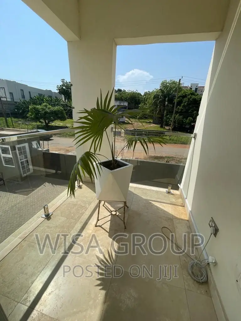 Furnished 5bdrm Duplex in Wisa Groups, Accra Metropolitan for rent