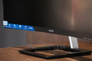 Philips UHD 32 Inch Curved Monitor